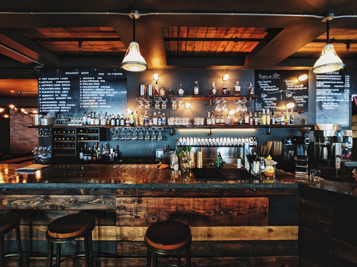 Bar & Gece Kulüpleri